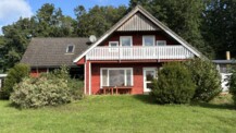 Charmantes Einfamilienhaus auf großem Grundstück in Travenhorst mit der Möglichkeit der Pferdehaltung