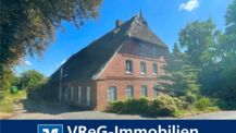 NEUAUFLAGE: Denkmalgeschütztes Bauernhaus an der Elbe in Kirchwerder, 4 ha Boden inkl. Baugrundstück